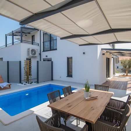Villa Magna Luxury Apartments Murter Exterior photo