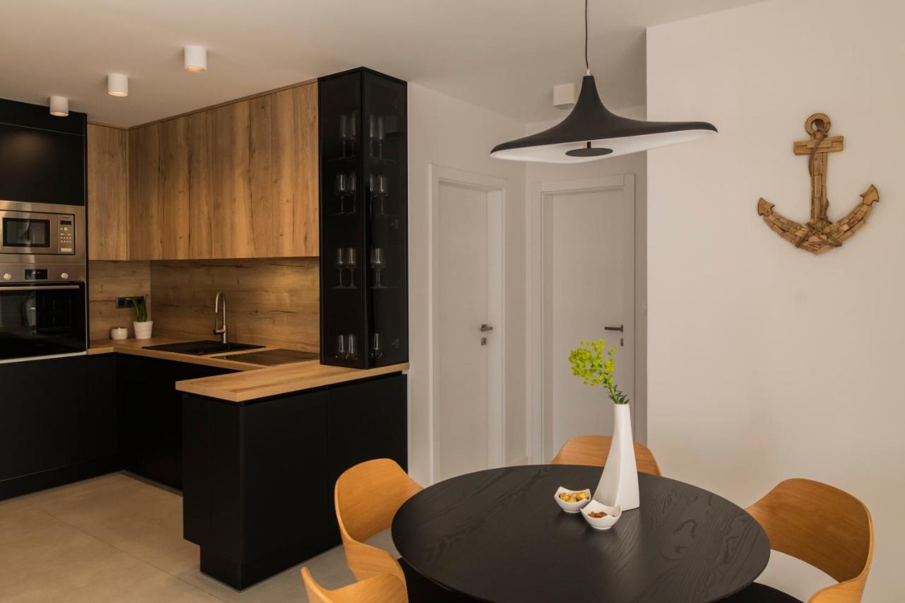 Villa Magna Luxury Apartments Murter Exterior photo