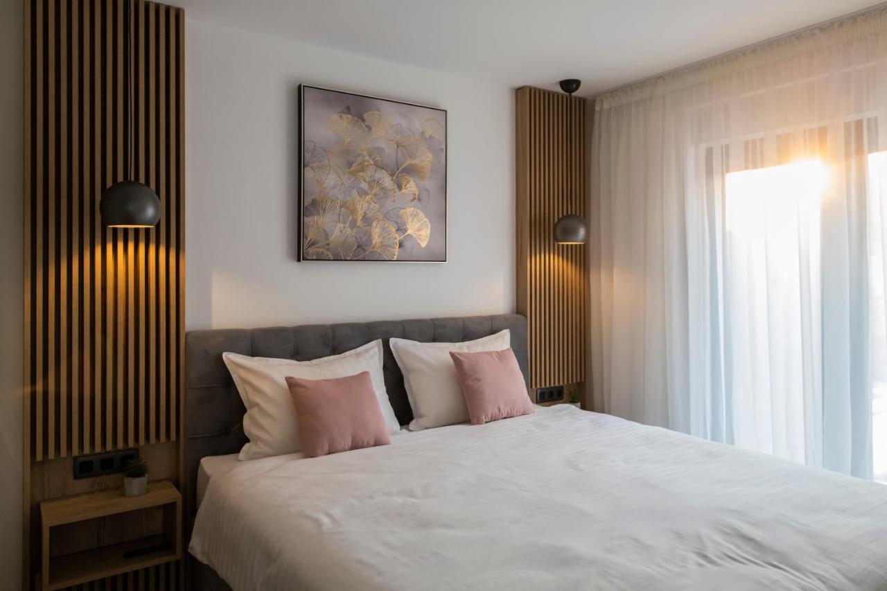 Villa Magna Luxury Apartments Murter Exterior photo