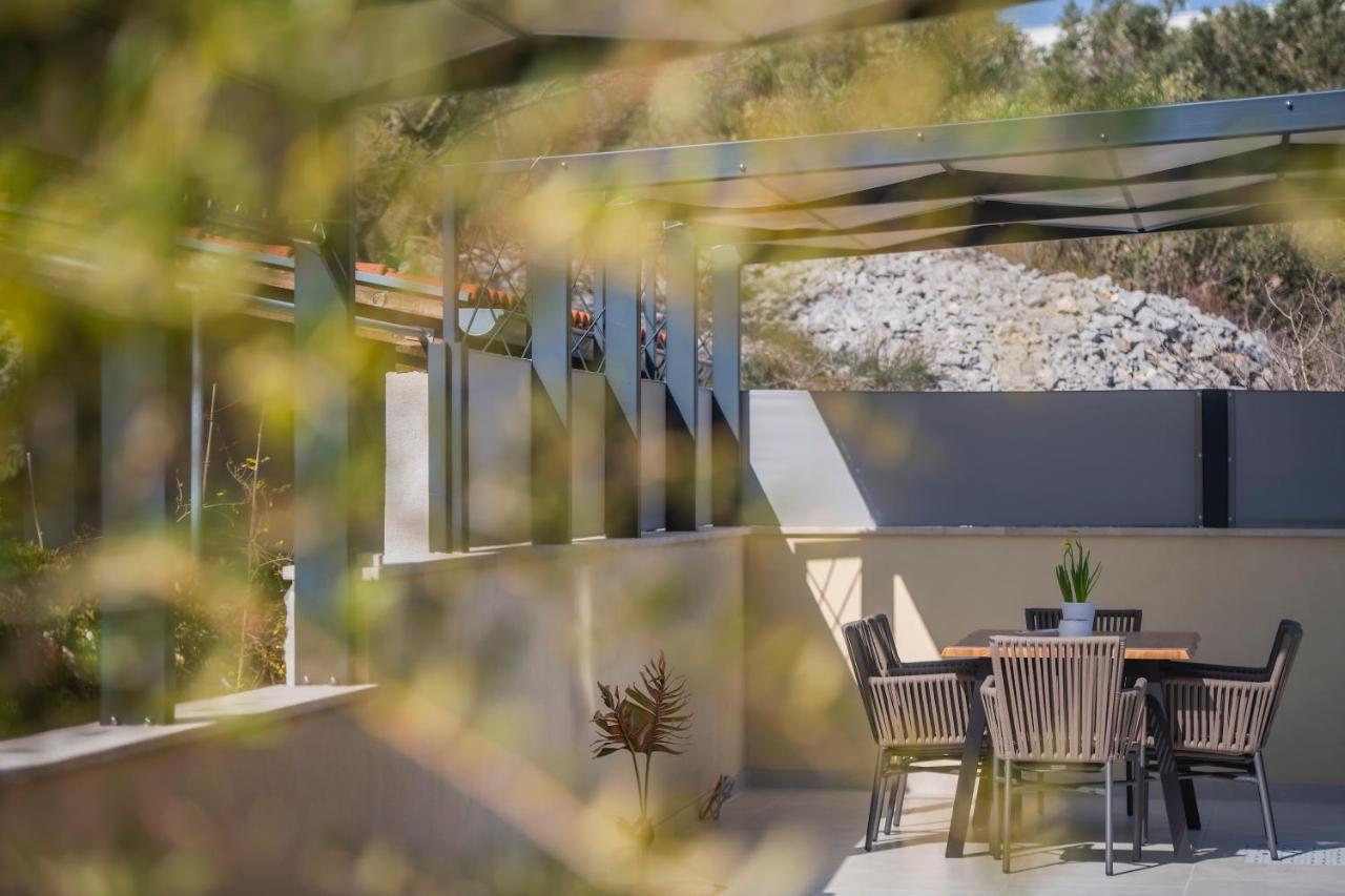 Villa Magna Luxury Apartments Murter Exterior photo