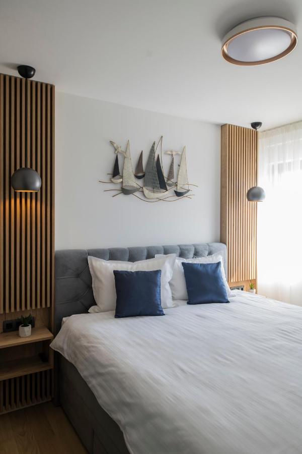 Villa Magna Luxury Apartments Murter Exterior photo