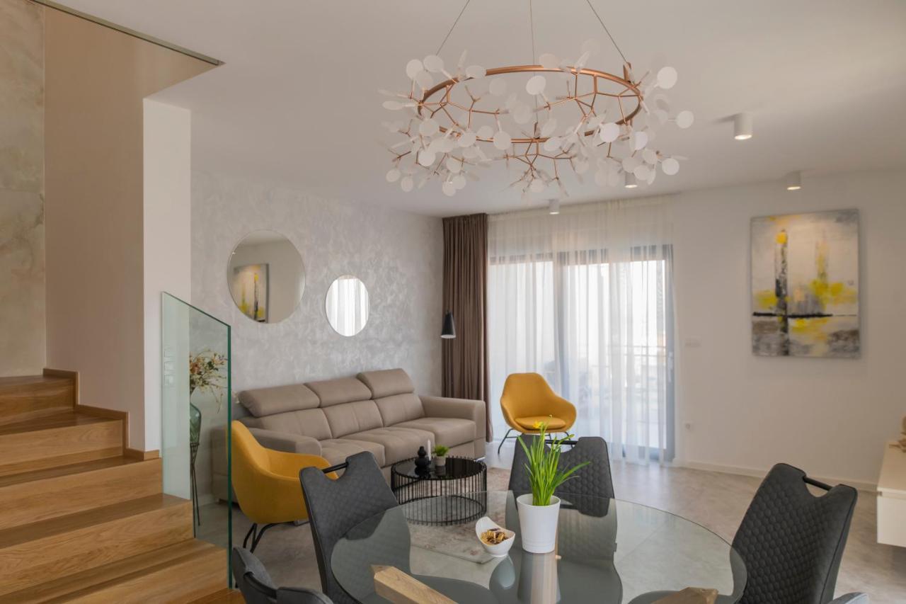 Villa Magna Luxury Apartments Murter Exterior photo